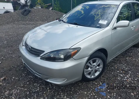 2004 Toyota Camry Le V6 from USA, damaged, VIN 4T1BF32K84U070590